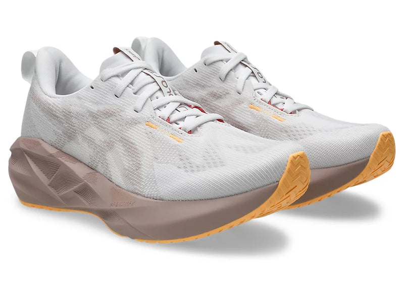 Asics Novablast 5