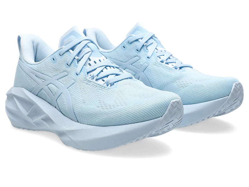 Asics Novablast 5 Lite-Show