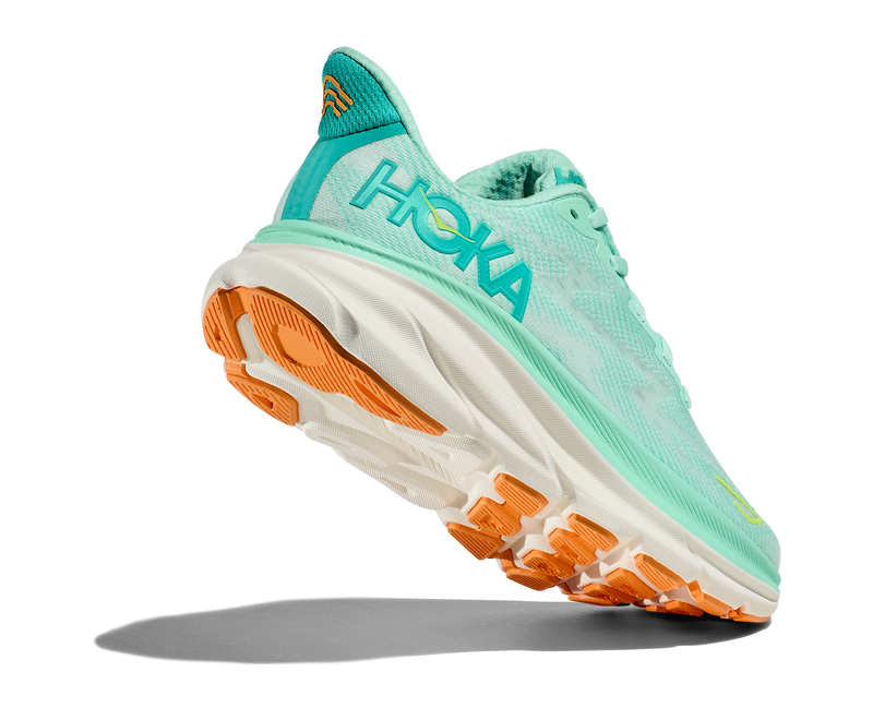 Hoka Clifton 9