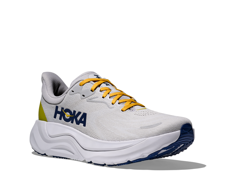 Hoka Arahi 8