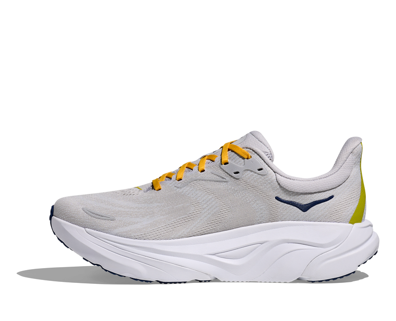 Hoka Arahi 8