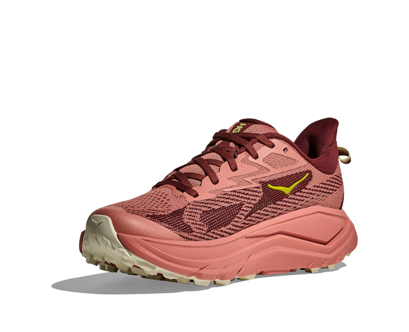 Hoka Challenger 8